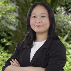 Nicole Lovejoy Pelayo