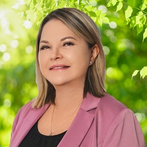 Kerry Van Gemert (2) (1)